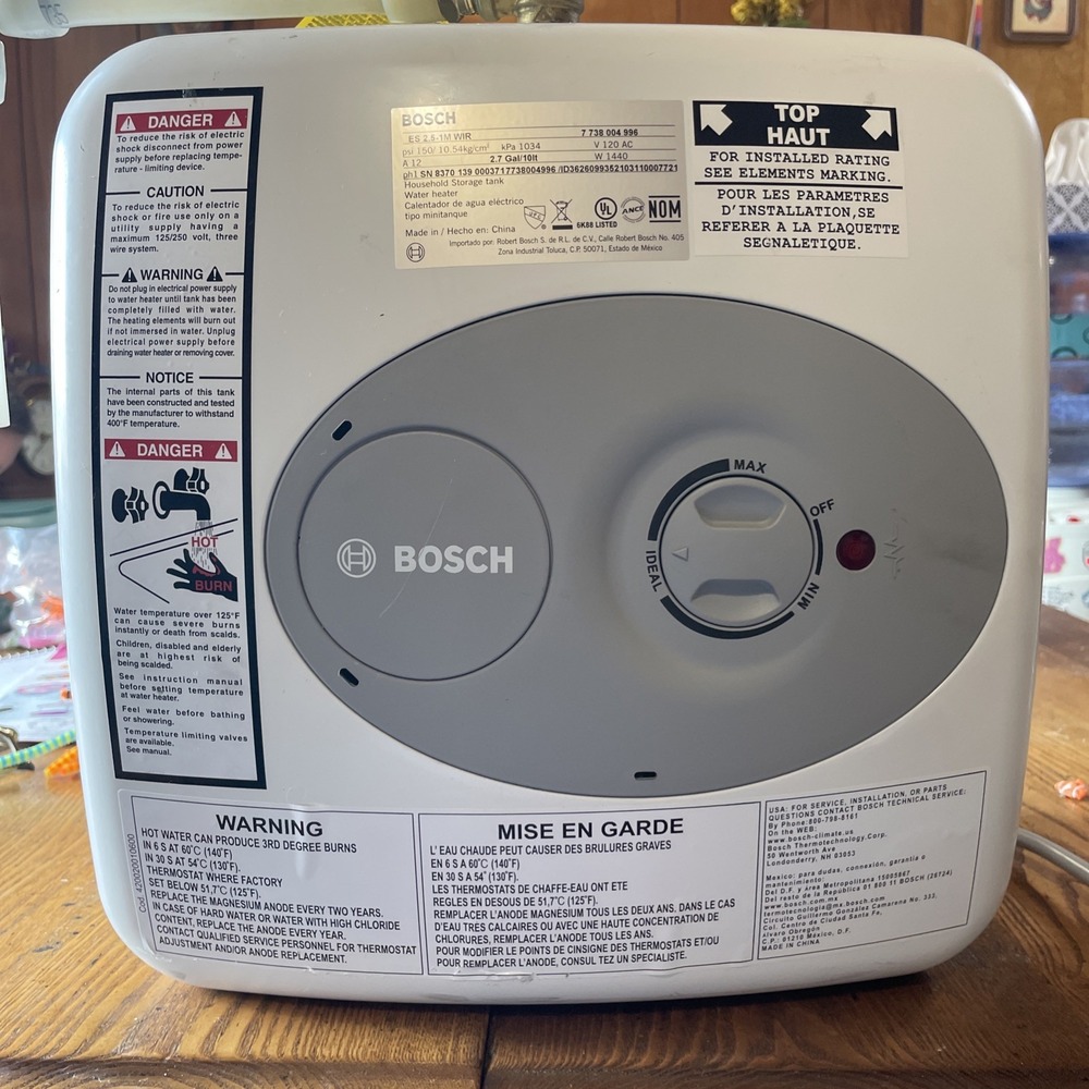 2.7 Gallon Hot Water Heater. Bosch. Adjustable ES 2.5-1M WIR